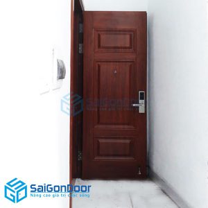 Cửa thép vân gỗ 95